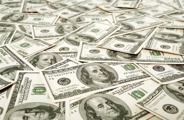 The Interbank Market: What It Is and How It Works 3 Interbank Market Operates